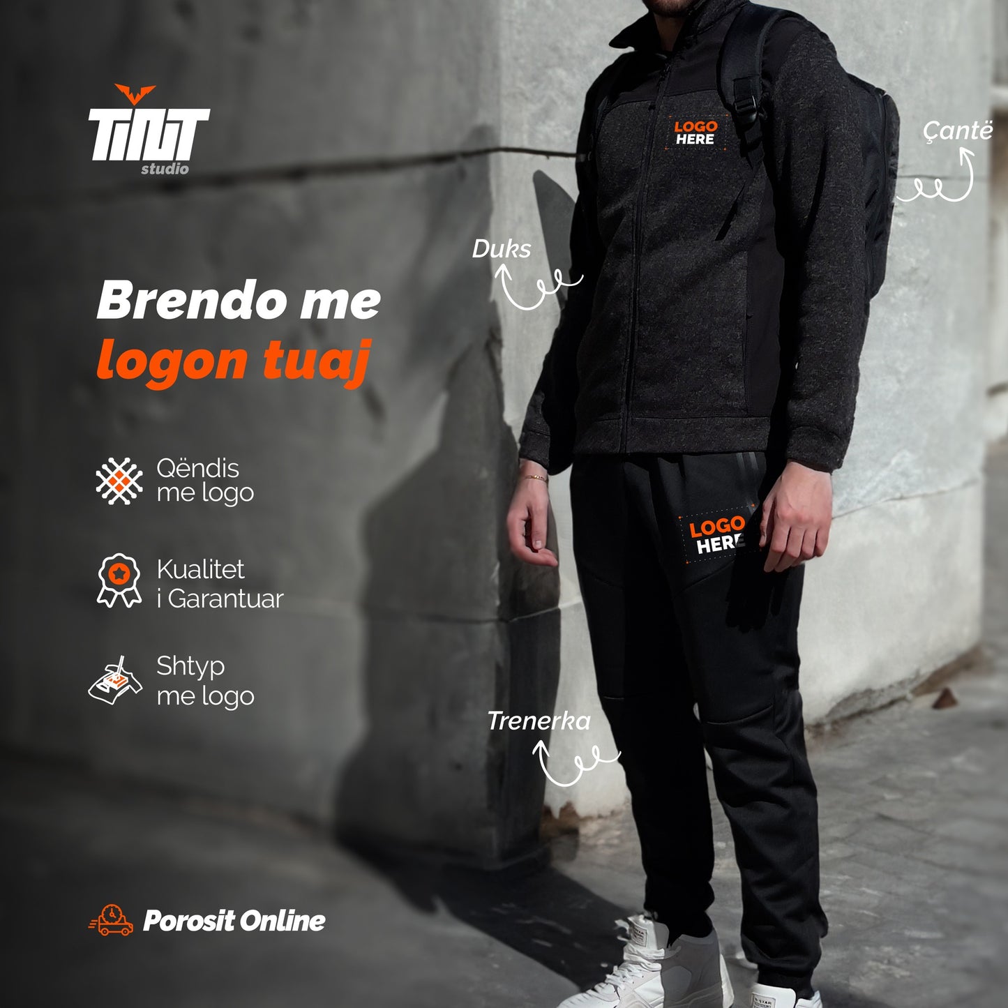 Trenerka me logon tuaj