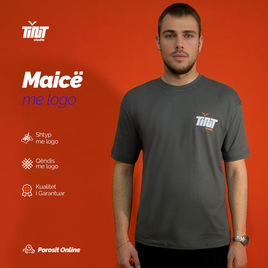 Maicë me logon tuaj